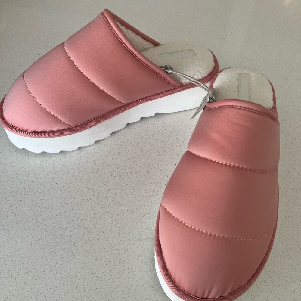 Anthropologie Cozy Pink Quilted Women's Slippers